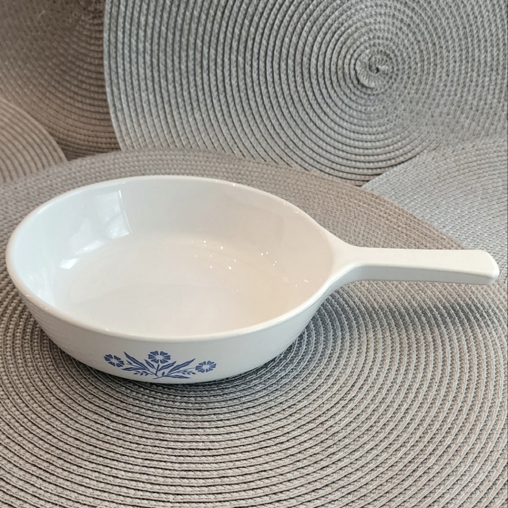 Corning Ware 6 1/2 Inch Blue Cornflower P-83-B Skillet